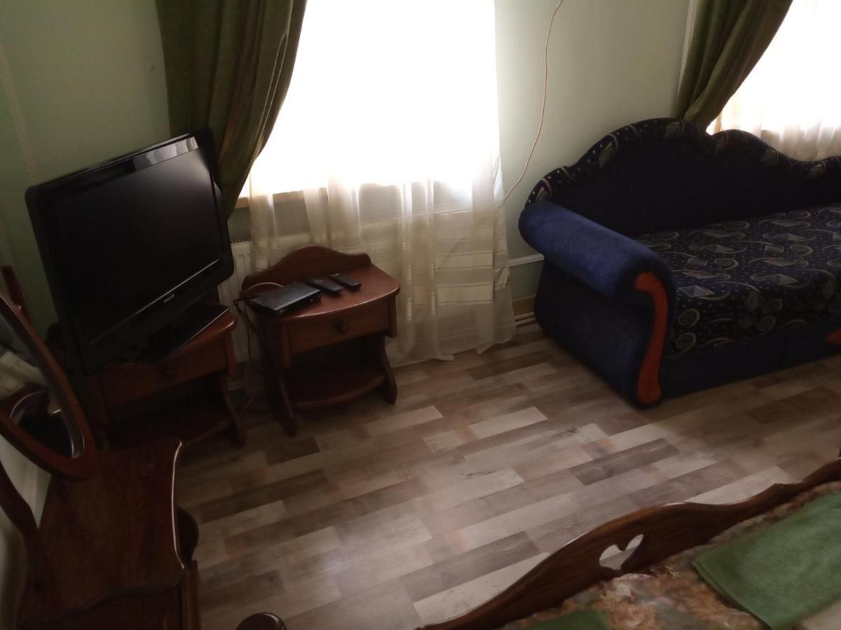 Готель-Маєток Lipiny ภายนอก รูปภาพ